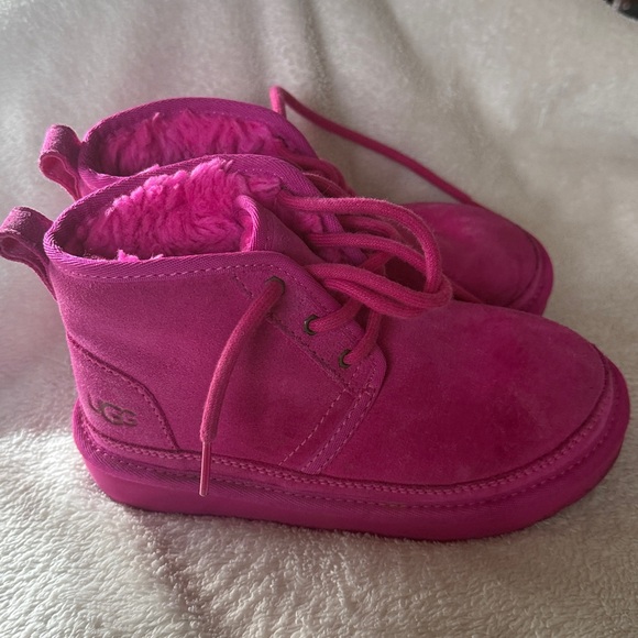 UGG Other - UGG Girls Pink Neumel Boot size1